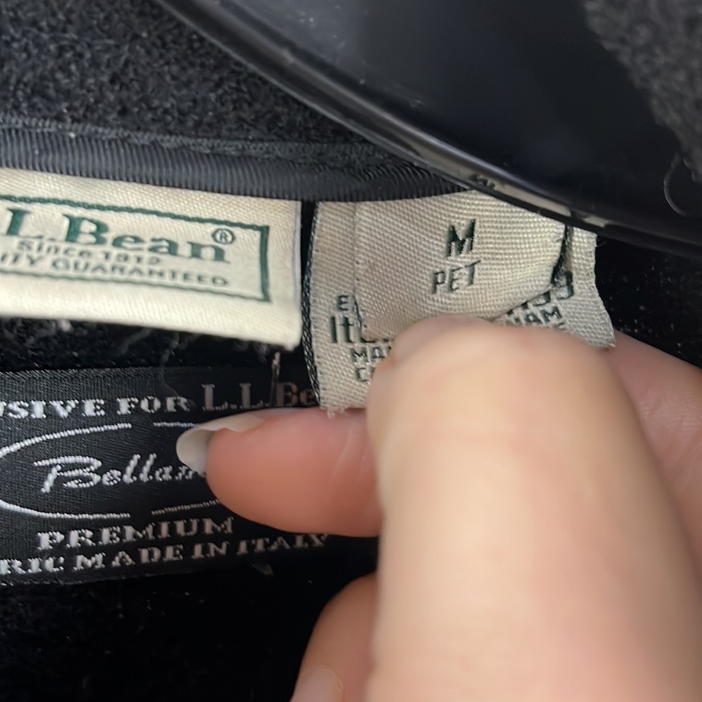 LL Bean medium petite - Picture 6 of 7